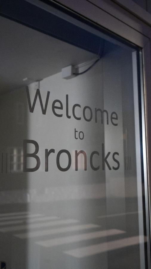 Broncks Apartment 2 - Modern 2-Bedroom In The Heart Of Торсгавн Екстер'єр фото